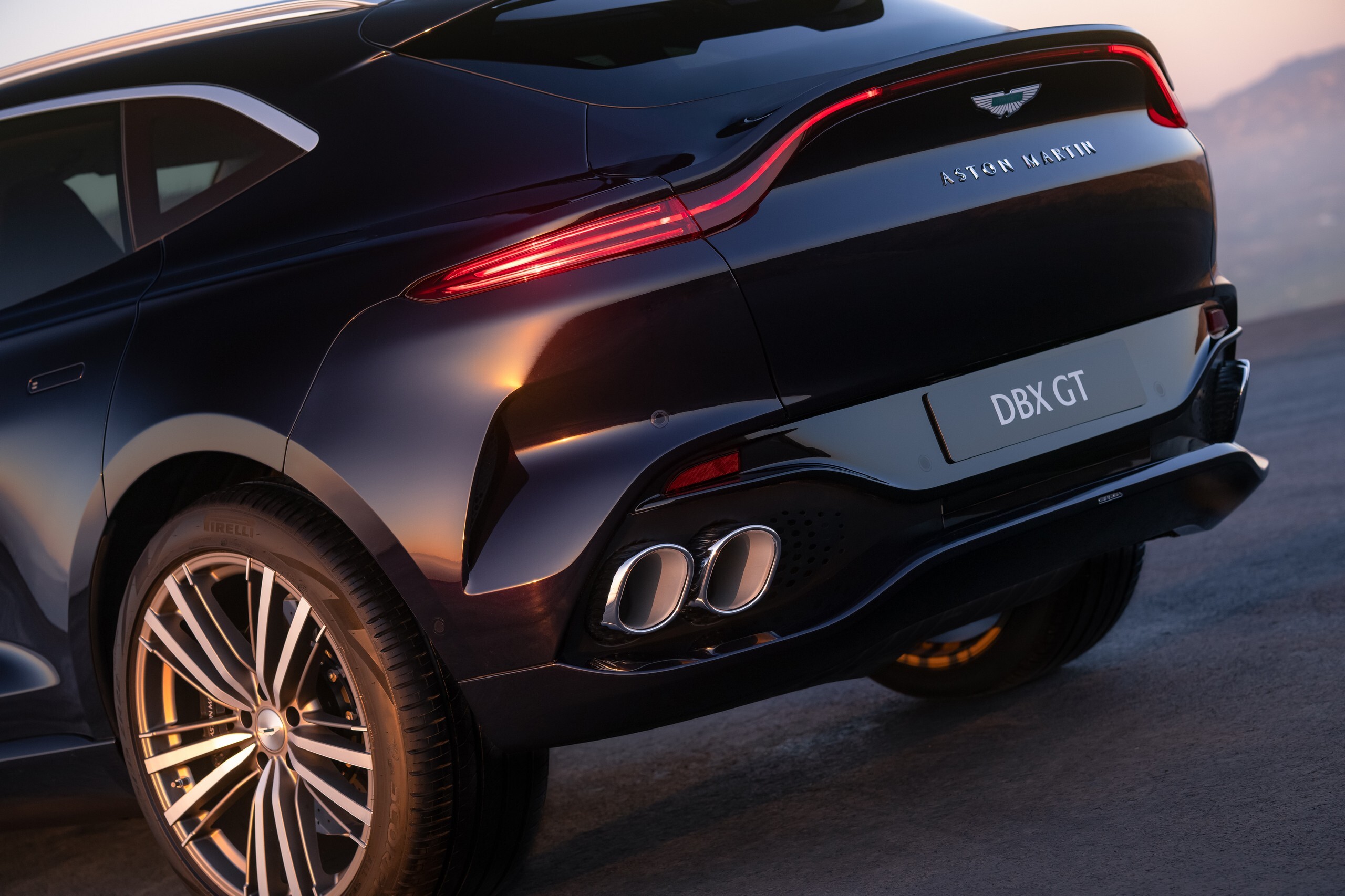 Aston Martin DBX GT New 21