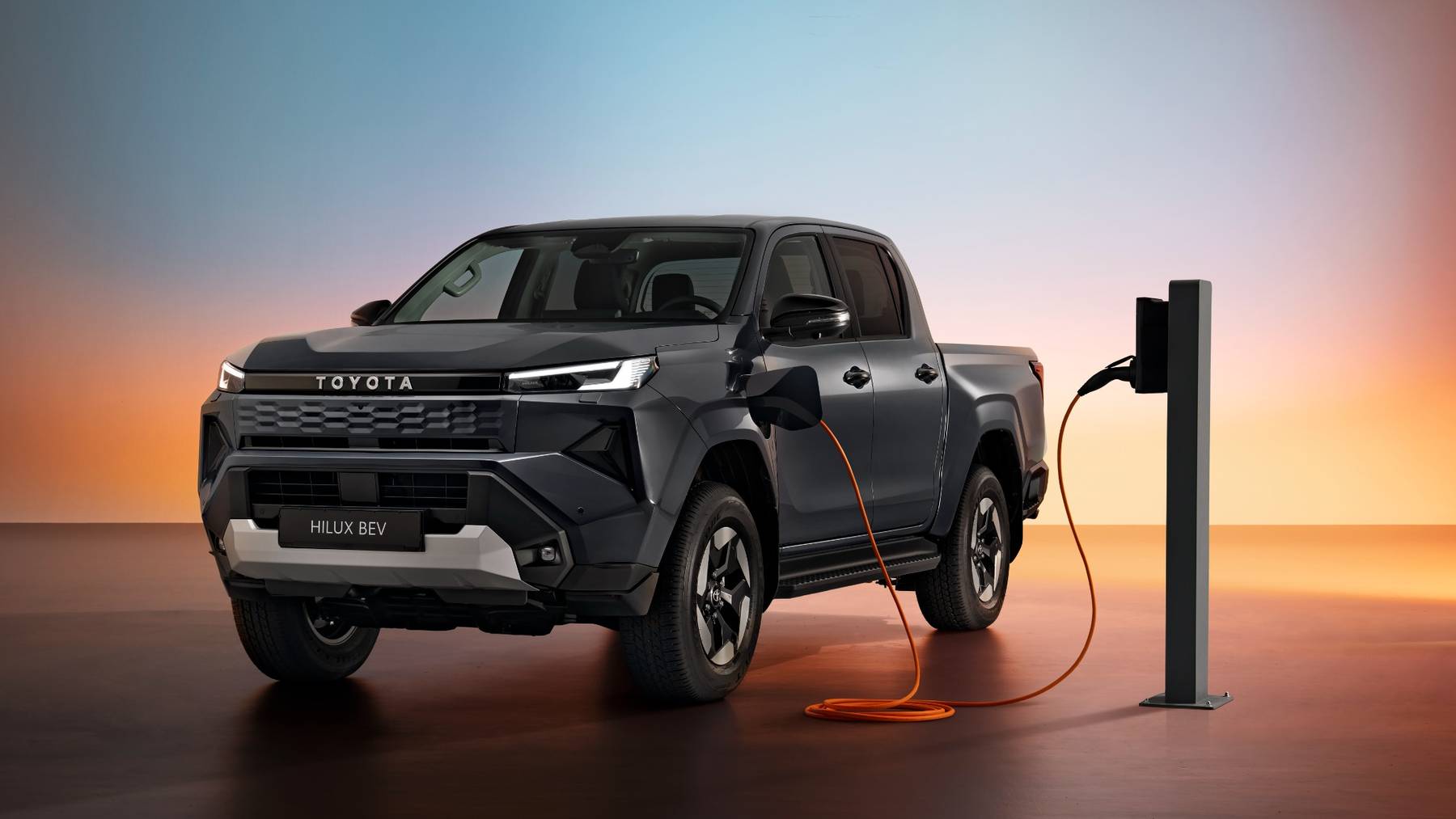 El ford ranger tiene un nuevo problema toyota pone precio en espana al hilux diesel de 204 cv con etiqueta eco 3