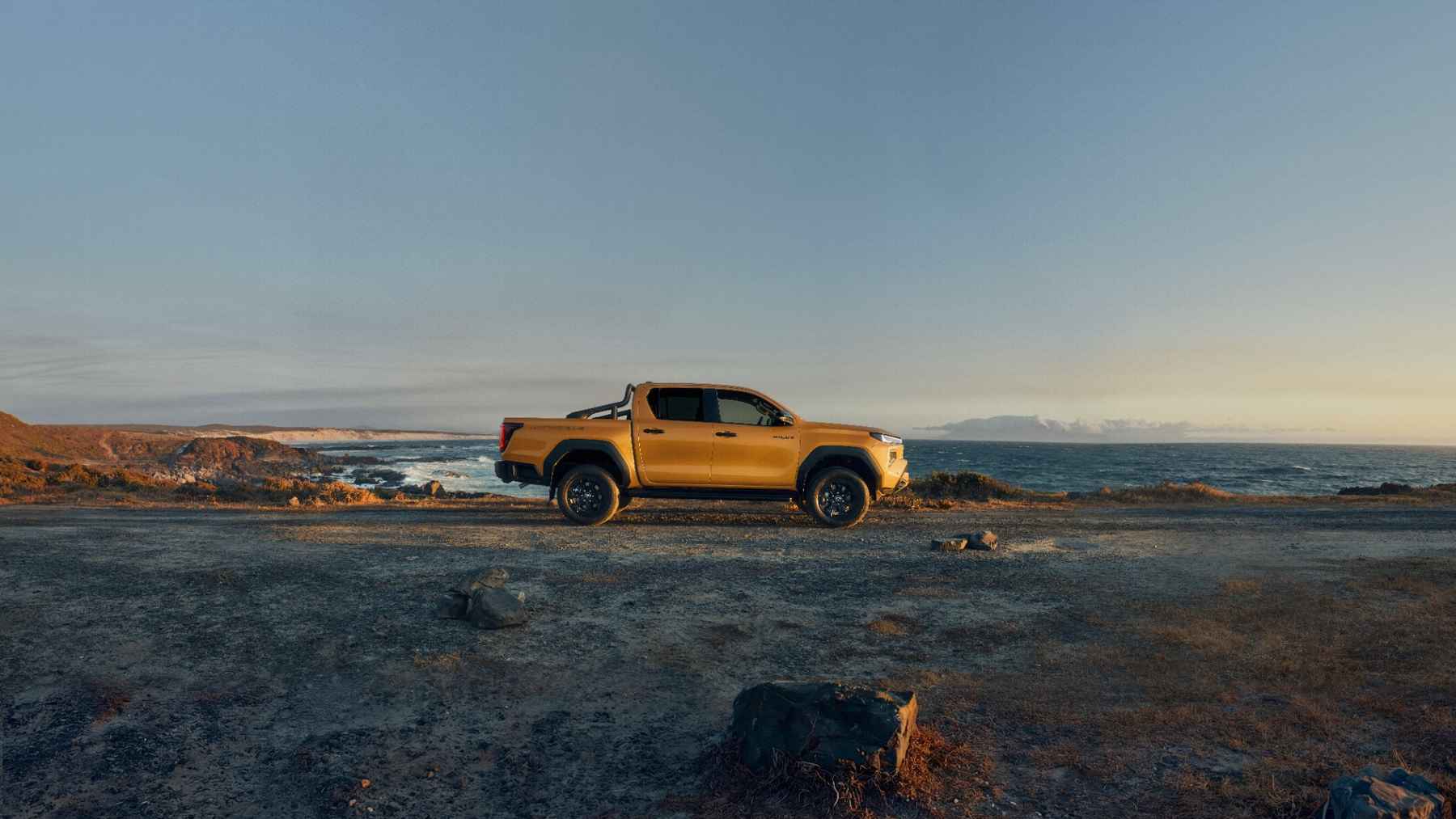 El ford ranger tiene un nuevo problema toyota pone precio en espana al hilux diesel de 204 cv con etiqueta eco 7