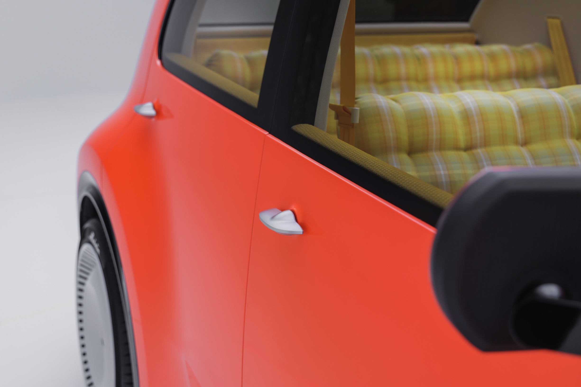 El coche que motorizo a generaciones de europeos quiere hacerlo otra vez citroen recupera el 2cv como electrico de 15000 euros 12