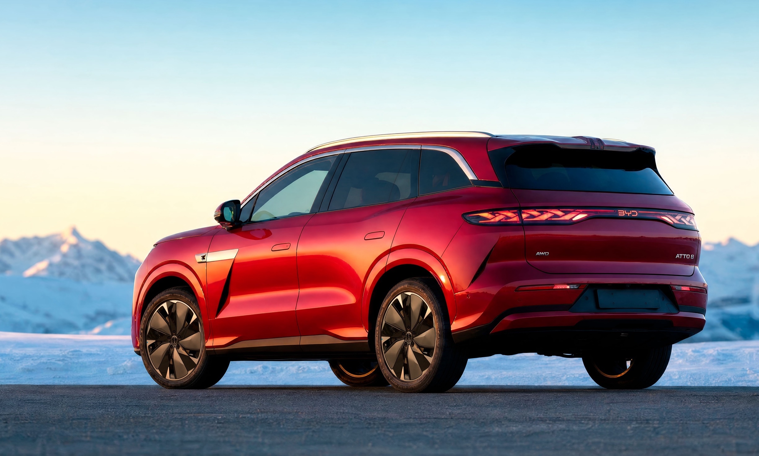 Byd quiere que cargar un coche electrico sea casi tan rapido como repostar gasolina el atto 8 sera el primero en demostrarlo en europa 3