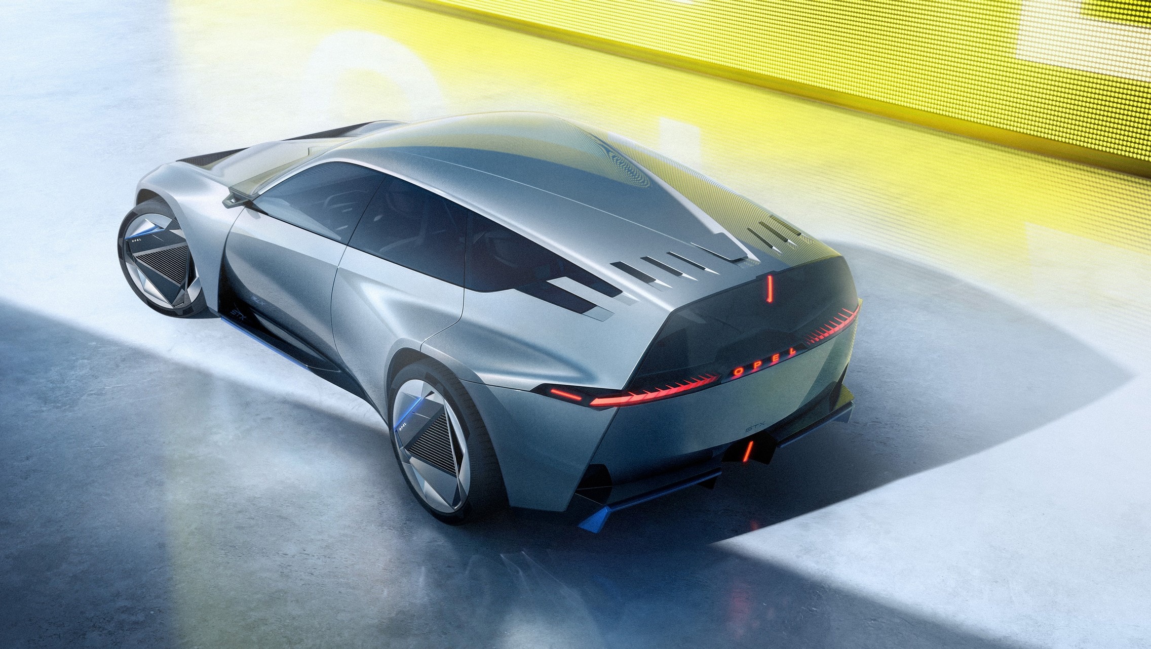 opel-presenta-el-diseno-de-sus-coches-del-futuro-y-la-gran-sorpresa-es-que-no-ha-elegido-un-suv.jpg