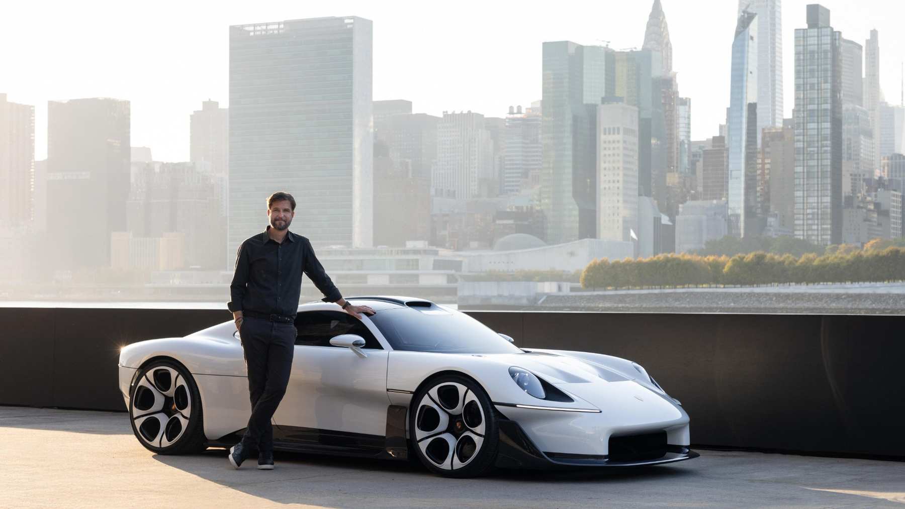 Porsche quiere salir de su crisis haciendo lo que mejor sabe el nuevo mission s adelanta un superdeportivo que estara por encima del mismisimo 911 3