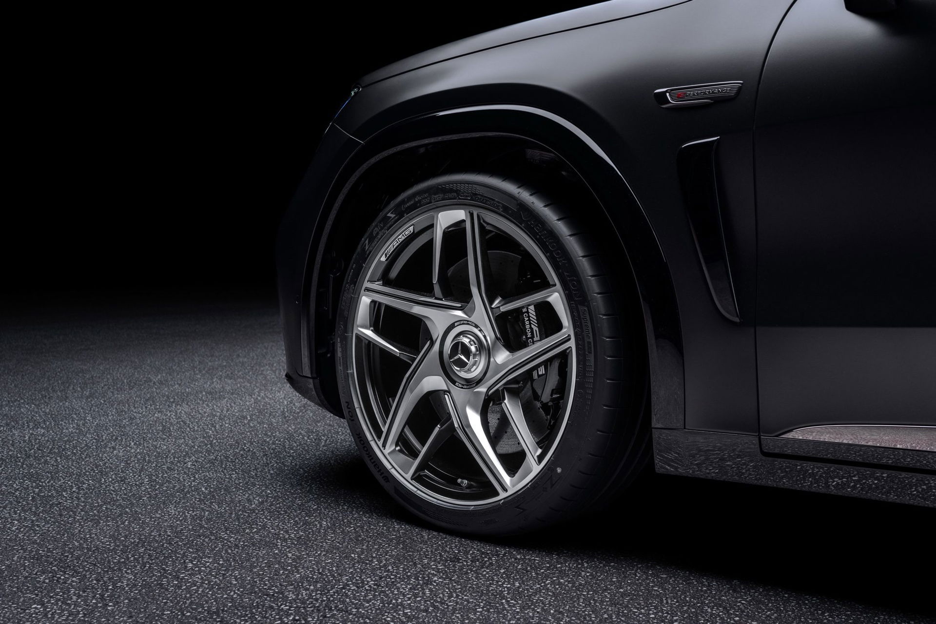 Mercedes amg ha tardado 59 anos en fabricar su primer suv desde cero y ha creado una autentica bestia 1169 cv y carga a 710 kw 9