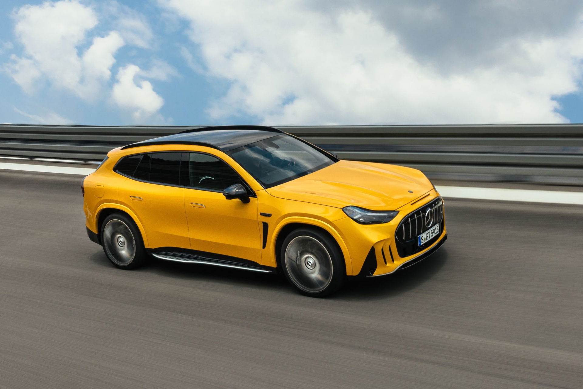 Mercedes amg ha tardado 59 anos en fabricar su primer suv desde cero y ha creado una autentica bestia 1169 cv y carga a 710 kw 30