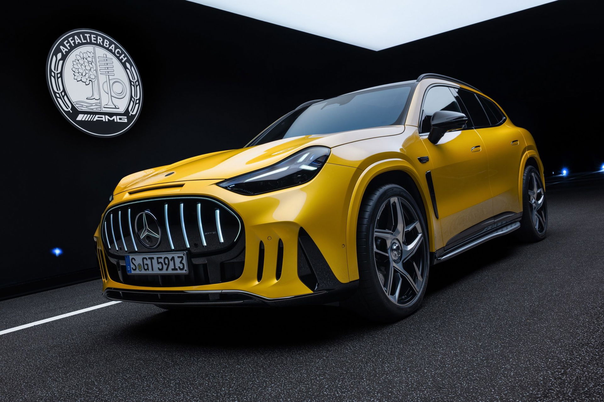 Mercedes amg ha tardado 59 anos en fabricar su primer suv desde cero y ha creado una autentica bestia 1169 cv y carga a 710 kw 39