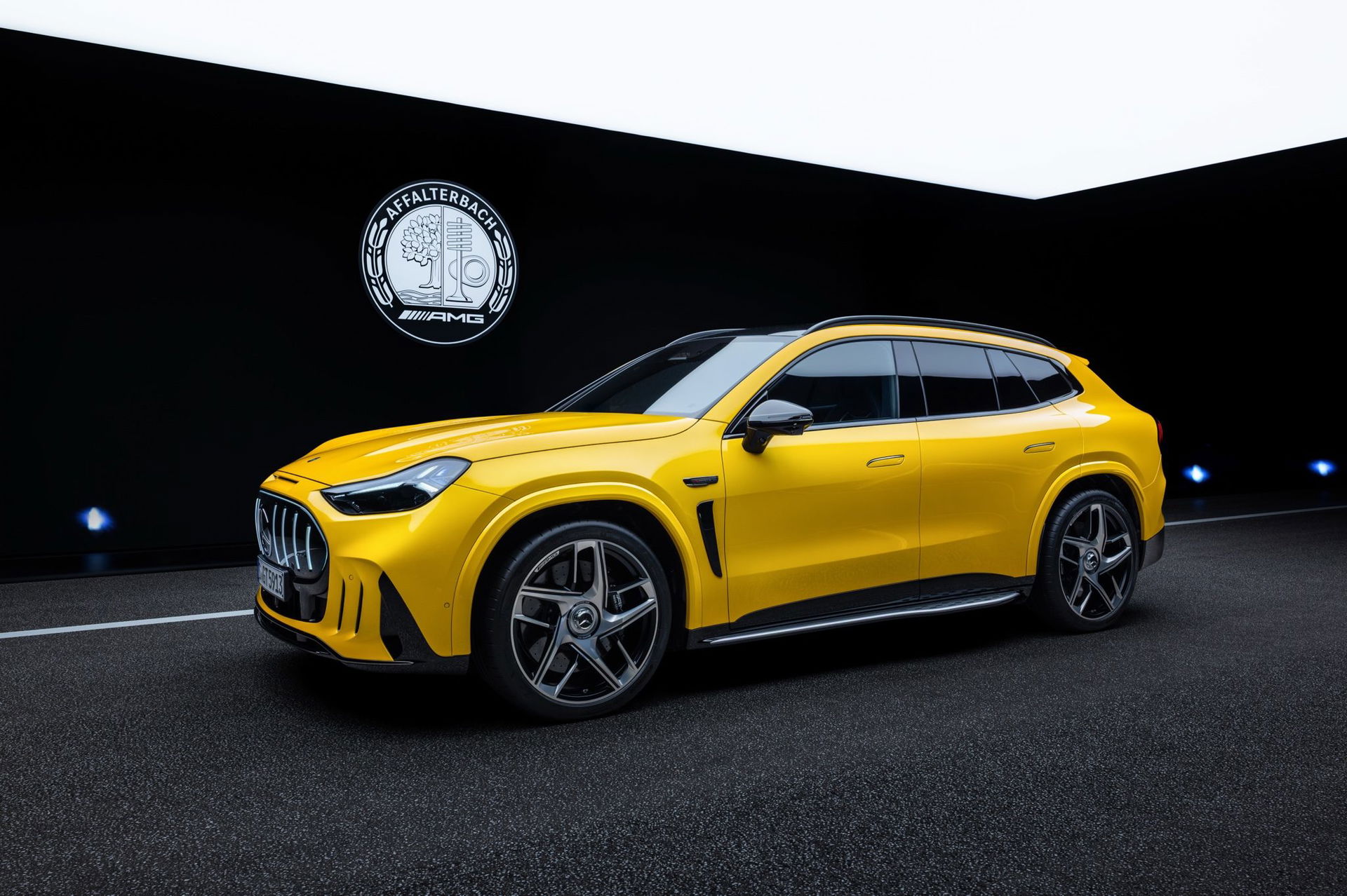 Mercedes amg ha tardado 59 anos en fabricar su primer suv desde cero y ha creado una autentica bestia 1169 cv y carga a 710 kw 41