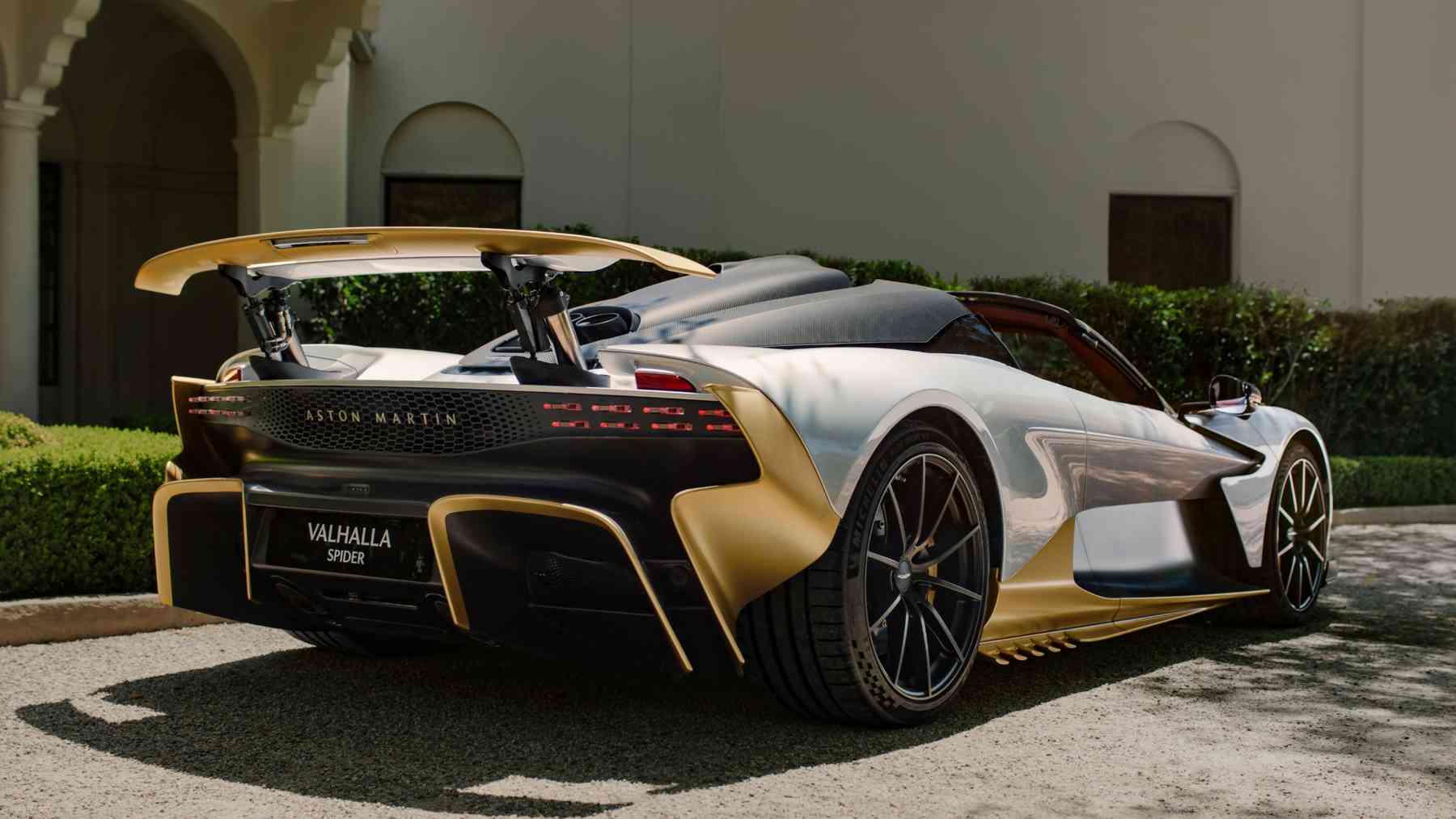 aston-martin-valhalla-spider-17.jpg