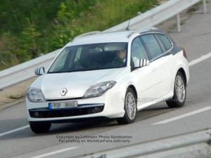 Renault Laguna 2008, luz al final de túnel