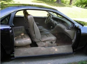 Lincoln Mark VIII: prototipo con curiosas puertas