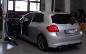 El Toyota Auris se pasa por el gimnasio