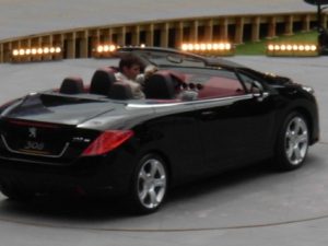 Fotos espía: Peugeot 308 CC y 308 SW