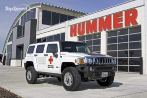 Hummer vuelve a abastercer a la Cruz Roja de EEUU