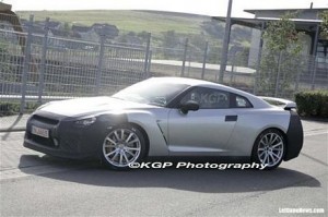 Nissan GT-R, o cómo humillar a Porsche y Lamborghini a mitad de precio