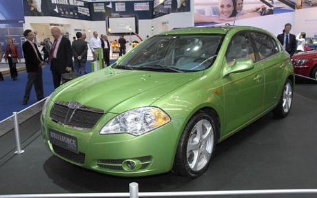 El Brilliance BS2 se acerca a Europa