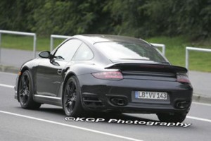 Fotos espías del renovado Porsche 911 Turbo
