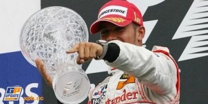 Lewis Hamilton esquiva la sanción