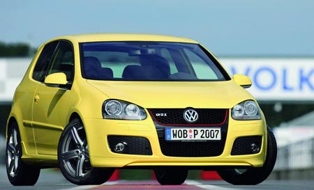 Volkswagen Golf GTI Pirelli