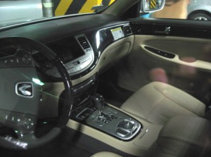 Fotos espía del Hyundai Genesis, también del interior