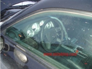 Nueva foto del interior del Dodge Challenger, esta vez con el volante