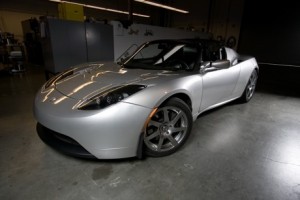 El Tesla Whitestar comienza a coger velocidad y ya hay fecha de presentación