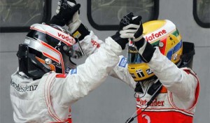 Alonso ve a Hamilton campeón en 2008