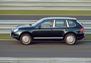 Porsche llama a revisión a 18.856 Cayenne