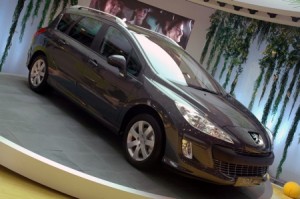 Peugeot 308 SW, desde el Salón de Ginebra