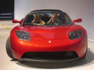 El Tesla Roadster llegará a Europa en la próxima primavera