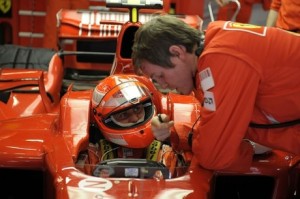Schumi probará las especificaciones de Ferrari F2009 la próxima semana