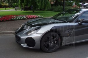 Ferrari Calirfornia cazado en Maranello