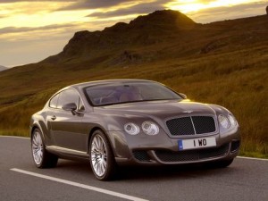 Bentley llama a revision a 13.000 Continental
