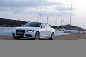El Audi A4 recibirá nuevos motores y cajas de cambio