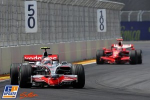 Los contrastes del Gran Premio de Valencia: cara y cruz