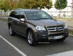 Fotos espía del rediseñado Mercedes GL