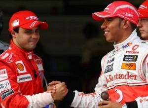 Hamilton hace la pole en China y Massa termina tercero