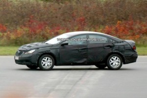 Nuevo Hyundai berlina-coupé, cazado por primera vez