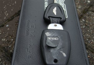 La llave de un Aston Martin V8 Vantage deja ver sus entrañas