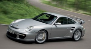 Porsche 911 GT2 RS, 50 caballos más y 200 kilos menos
