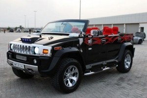 Hummer H2 descapotable, sólo eso