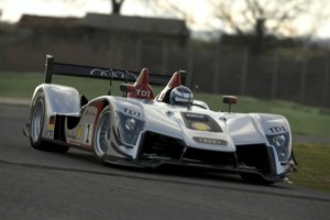 Audi R15 TDI, presentado