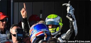 Jenson Button consigue la victoria, ¡doblete para Brawn GP!