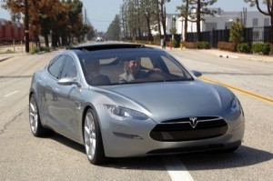 Así es el Tesla Model S, fotos en vivo al descubierto