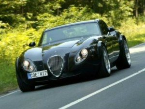 Un prototipo del Wiesmann GT sufre un grave accidente en una Autobahn