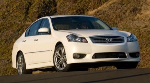 Infiniti M híbrido, en camino