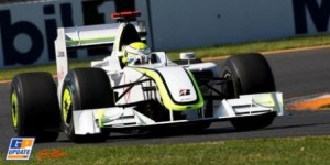 Brawn GP aplasta en la clasificación y Vettel les sigue