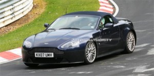 También desde Nürburgring: Aston Martin V12 Vantage Roadster