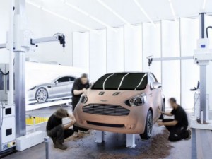 Aston Martin Cygnet, un Toyota iQ algo diferente