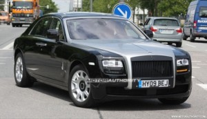 Más fotos espía del Rolls Royce Ghost, sin camuflaje