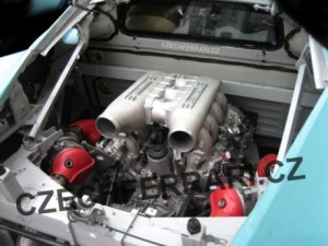 Así es el motor del Ferrari F450